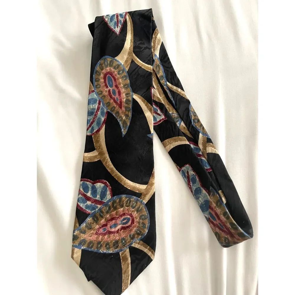 Vintage Carlo Palazzi 100% Silk Hand Made Tie Abstract pattern 57
